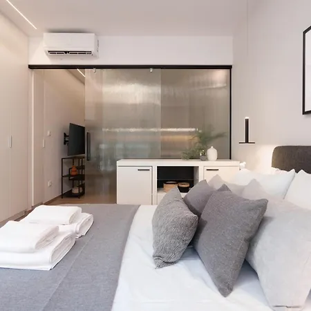 Kosmos Luxury Residences